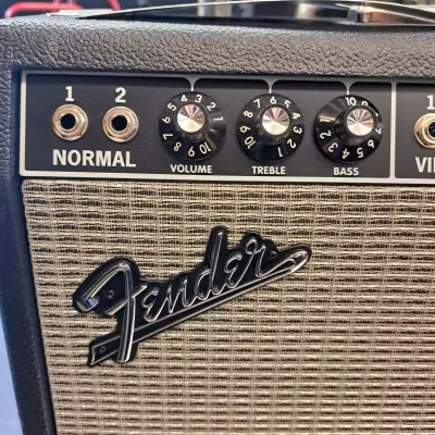 Fender Deluxe Tone Master 2